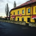 Stará Pošta 3*