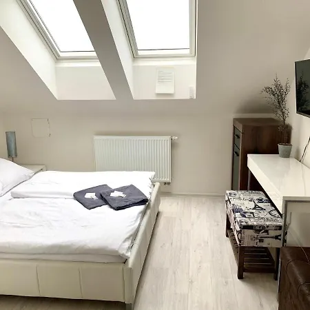 Stara Posta فندق 3*