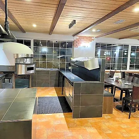 Stará Pošta Hotel Zdiby
